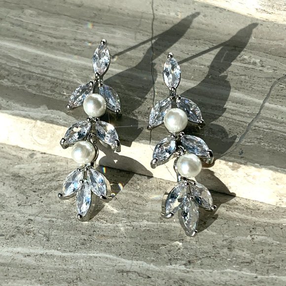 NEW~ Anthropologie BHLDN Pearl CZ Linear Dangle Earrings - Picture 8 of 12